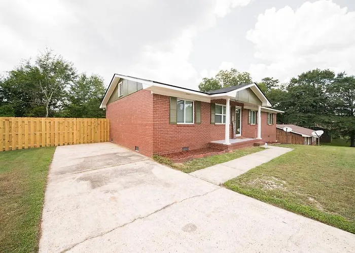 Cozy Brick Ranch Home Owned And Operated By An Army Soldier!!